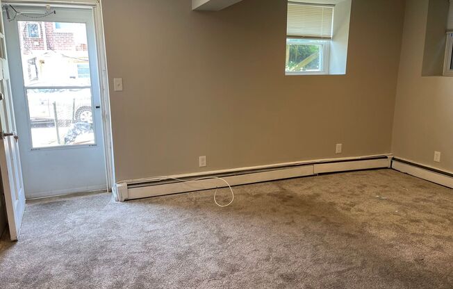 728 E Chester Pike
