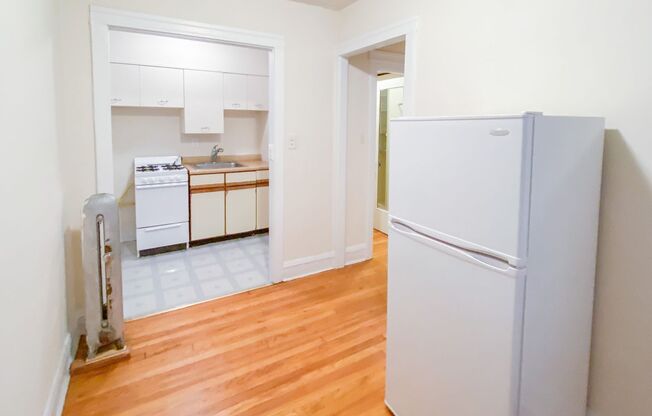 Studio, 1 bath, 445 sqft, $1,550, Unit 514-104