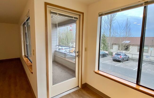 2 beds, 2 baths, 900 sqft, $2,795, Unit 101