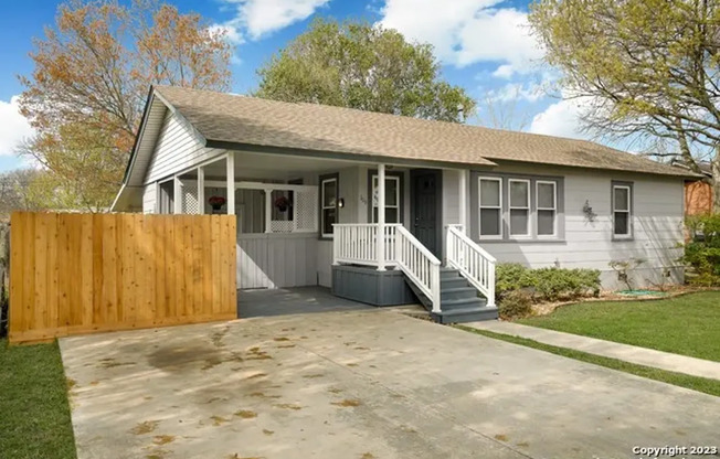 Welcome home to 309 Aero Ave!