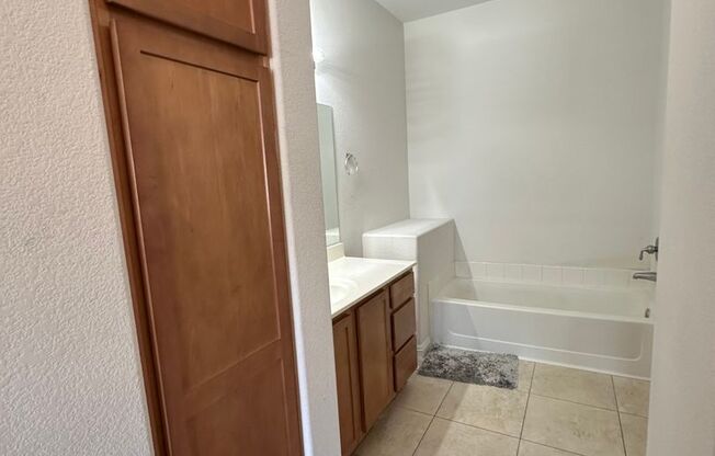 2 beds, 2 baths, $1,713, Unit # 1101