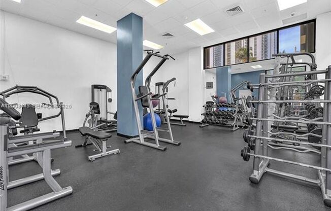 2 beds, 2 baths, 1,357 sqft, $4,000, Unit 100 Bayview Dr # 508