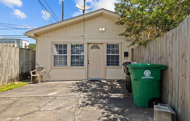 4367 Varsity Ln.