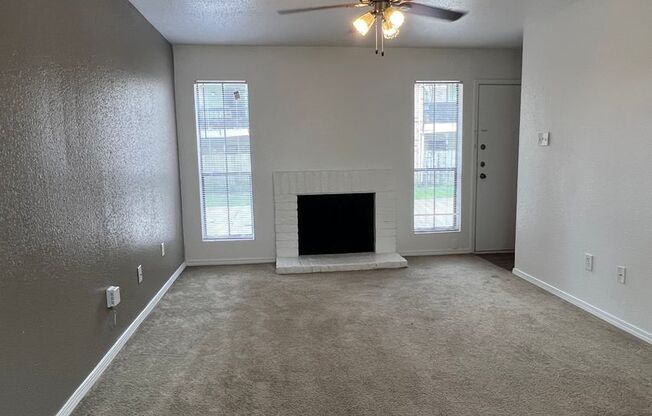 1 bed, 1.5 baths, 776 sqft, $975, Unit 24-1104