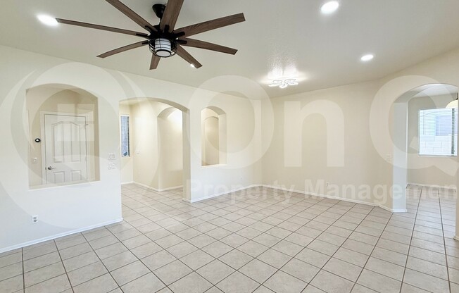 3674 E BLUEBIRD PL