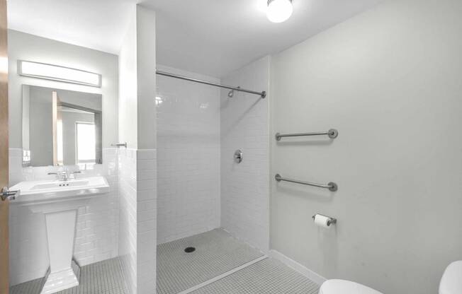 Stone Arch Apartments