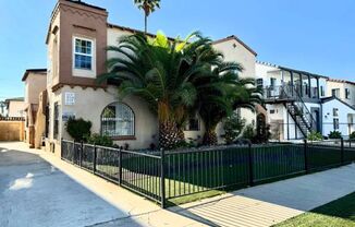 39 1/2 S ORANGE GRV AVE