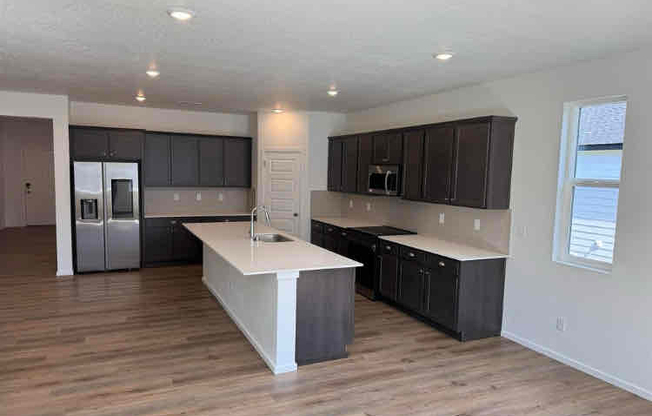 115 W PHEASANT BLF AVE