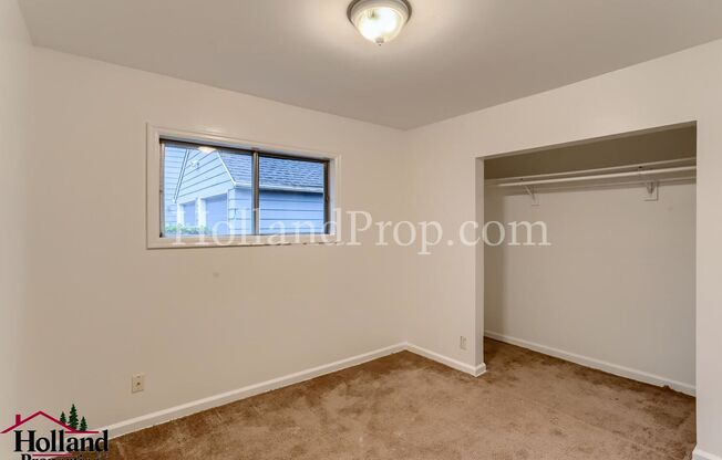 2 beds, 1 bath, $1,795