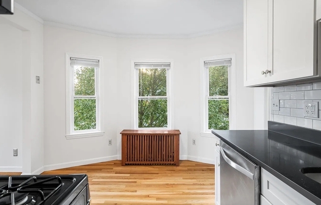 28 HANCOCK ST