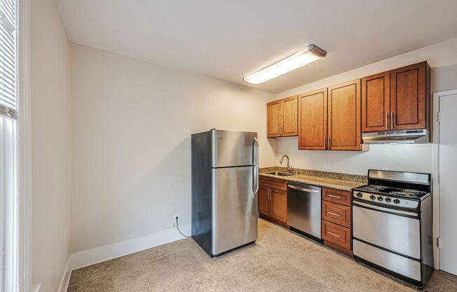 435 Hayes Street Apartments*