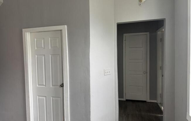 341 NUSSBAUM AVE