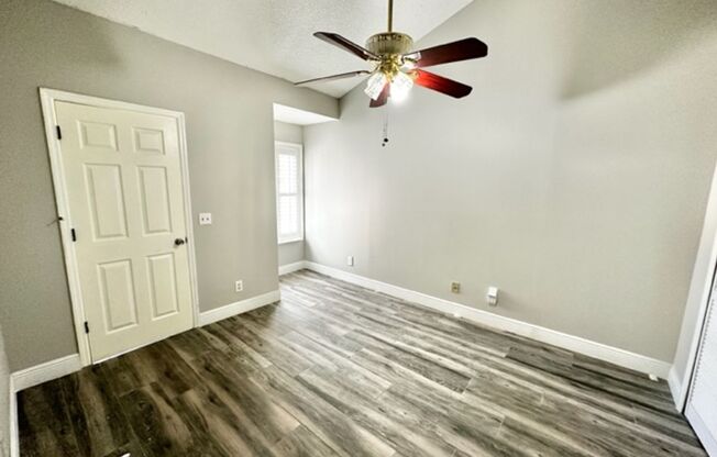 2 beds, 2 baths, $1,595