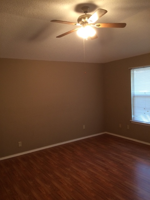 3 beds, 2 baths, $1,795