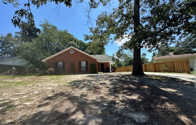 3/2 No carpet & Fenced yard off Old Waynesboro Road