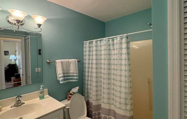 3 beds, 2 baths, $1,950, Unit UNIT 3103