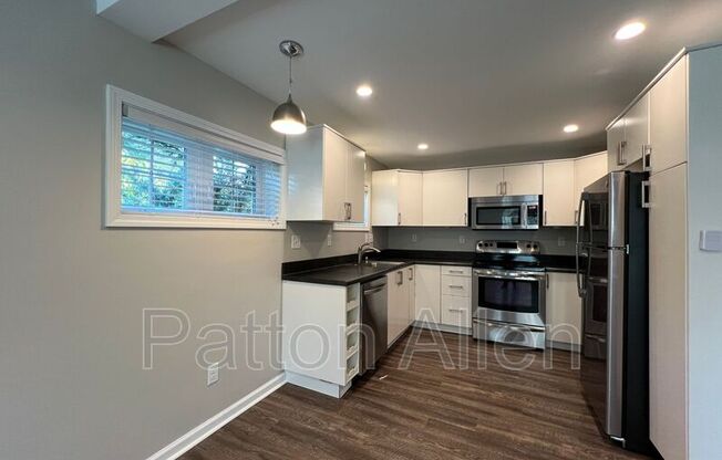 109 BARNARD AVE 