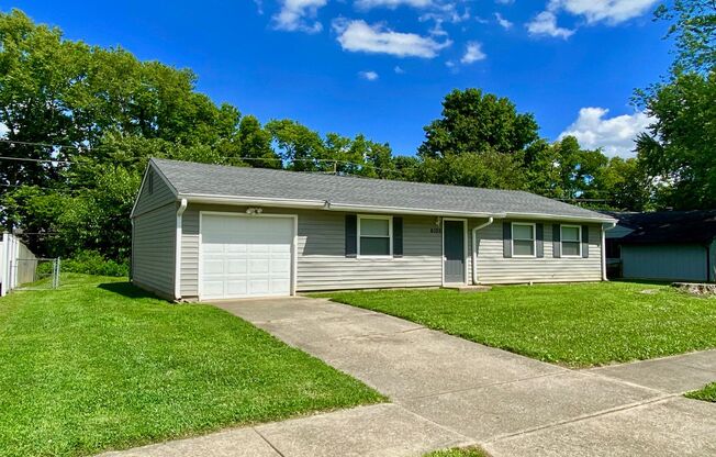 Great 3 Bedroom 1.5 Bathroom Ranch Style Home in Decatur!
