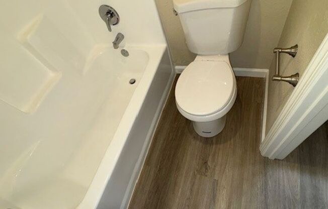 1 bed, 1 bath, 700 sqft, $1,720, Unit 217
