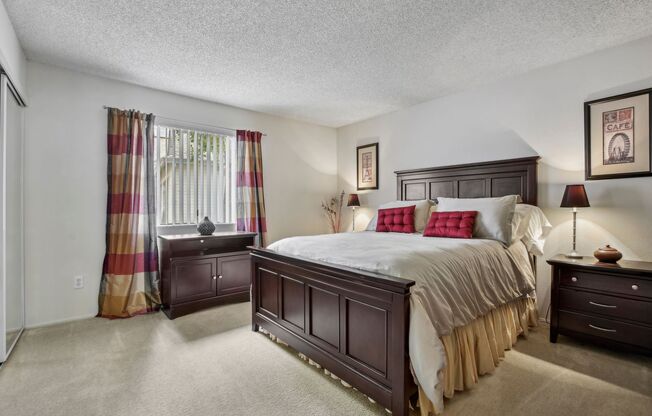 2 beds, 2 baths, 940 sqft, $1,925, Unit 260