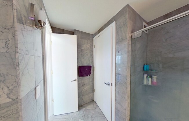 1 bed, 1 bath, 740 sqft, $3,400, Unit 10R