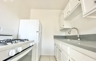 1414 N KINGSLEY DR