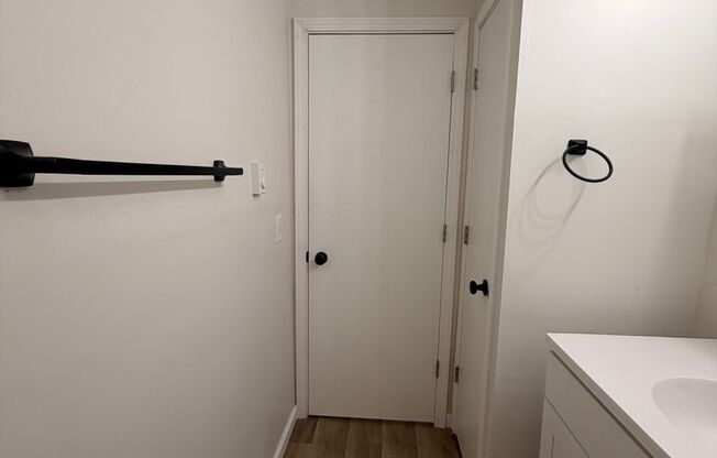 2 beds, 1 bath, 685 sqft, $1,250, Unit 111-203