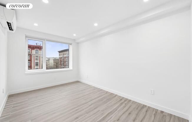 2 beds, 2 baths, $4,250, Unit 5E