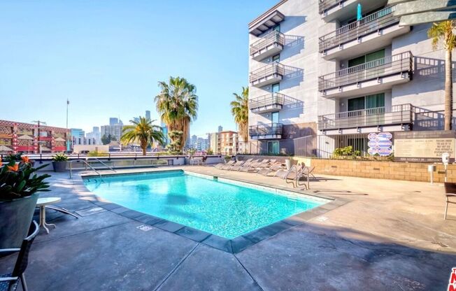 1 bed, 1 bath, 1,050 sqft, $3,100, Unit 426