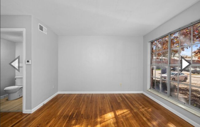 1 bed, 1.5 baths, 680 sqft, $975, Unit 9621 Lynntown Court