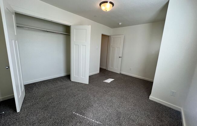 3 beds, 2.5 baths, $1,775, Unit # 22 B