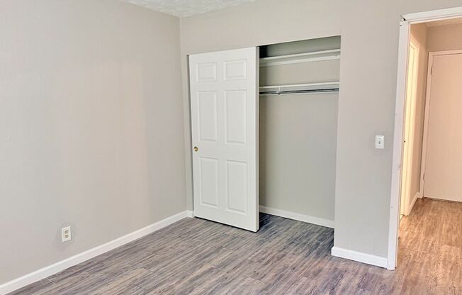 1 bed, 1 bath, 560 sqft, $825, Unit 615-12