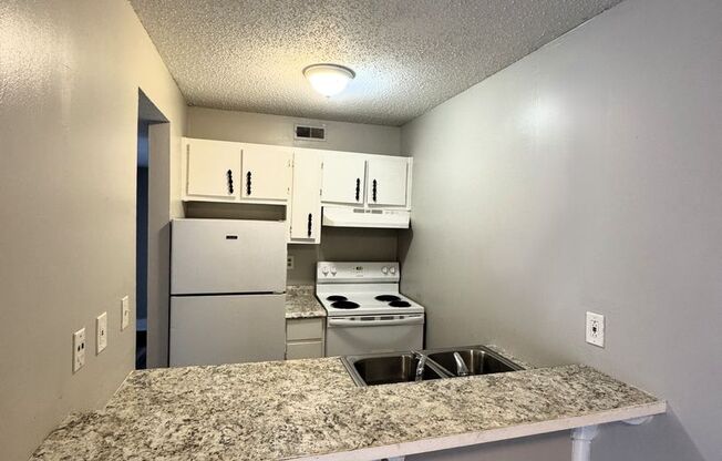 1st Month Rent Fee with 13-month Lease!
