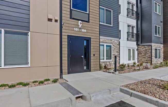 Studio, 1 bath, $1,350, Unit B104