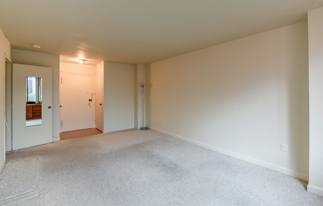 Studio, 1 bath, $1,495