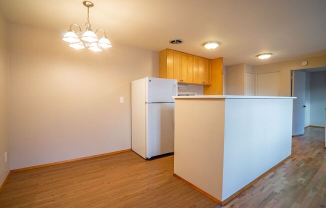 1 bed, 1 bath, 469 sqft, $1,495, Unit 12