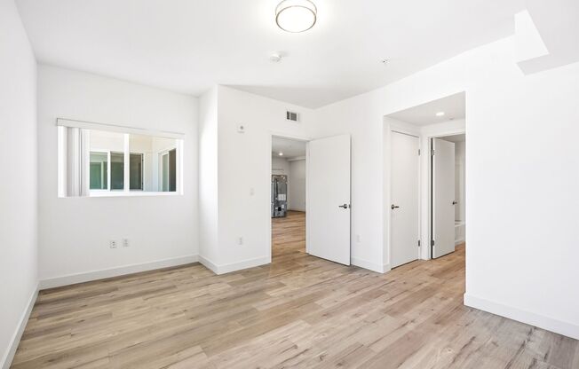 2 beds, 2 baths, 1,037 sqft, $2,950, Unit 507