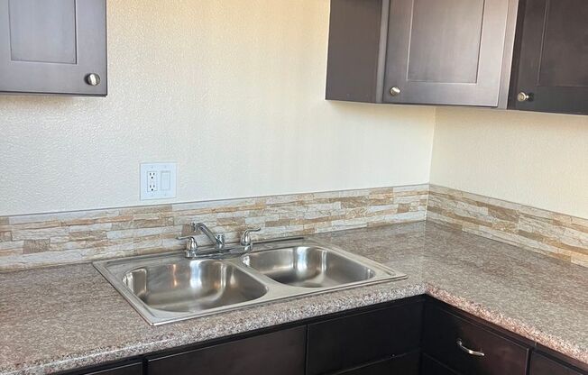 Studio, 1 bath, 325 sqft, $1,600, Unit 2233-01