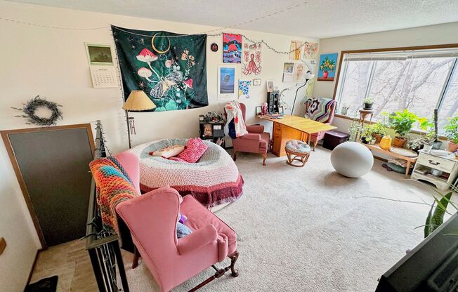 799-801 Weeks Ave SE