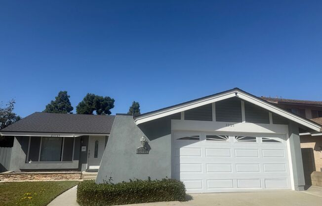 AWESOME 3 BEDROOM 2 BATH HOUSE