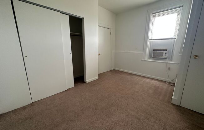 2 beds, 1 bath, 785 sqft, $1,299, Unit 3223 Brereton St. #2