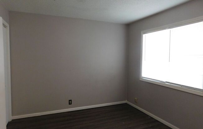 2 beds, 1 bath, $700, Unit 229 State St - Apt B