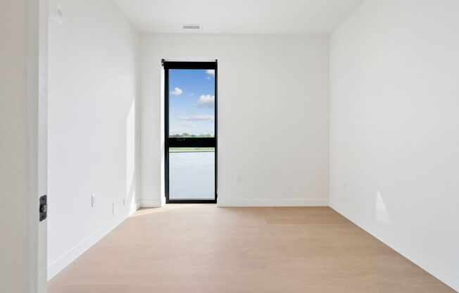 2 beds, 2 baths, 966 sqft, $2,450, Unit 321