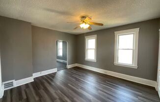 2 beds, 1 bath, $1,099, Unit 4416 Gamma Avenue Up