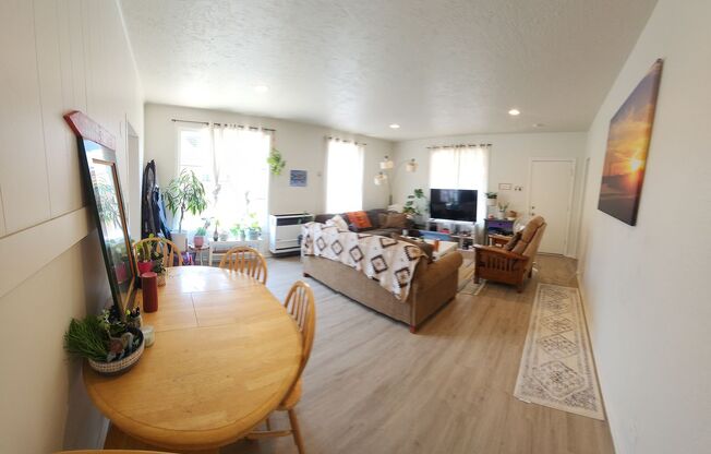 3 beds, 1 bath, $3,000