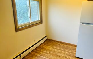 1 bed, 1 bath, 700 sqft, $949