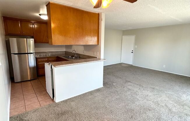 2 beds, 1 bath, $2,395, Unit 04