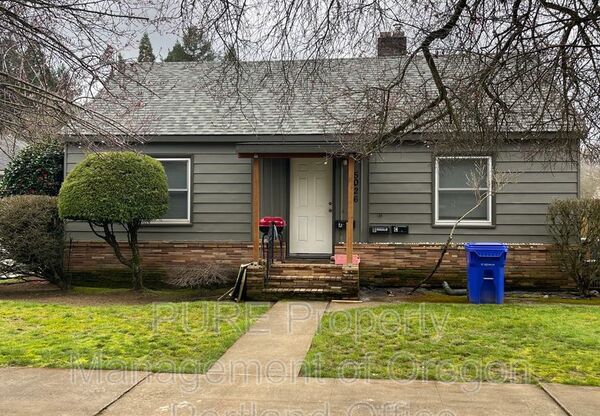 5026 N HARVARD