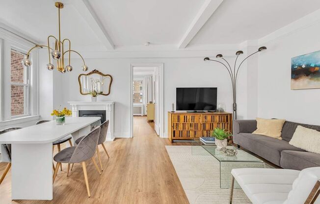 400 E 59 ST