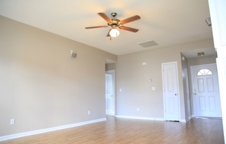 3 beds, 2 baths, $1,699